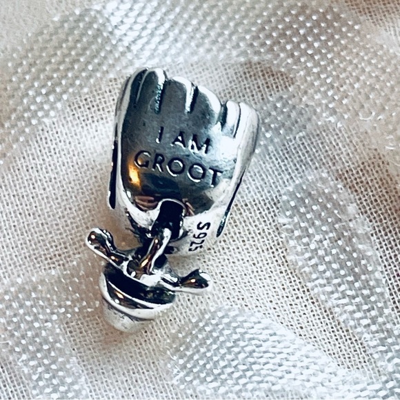 🌱 NWOT Groot Charm – Guardians of the Galaxy ✨ - Picture 11 of 13